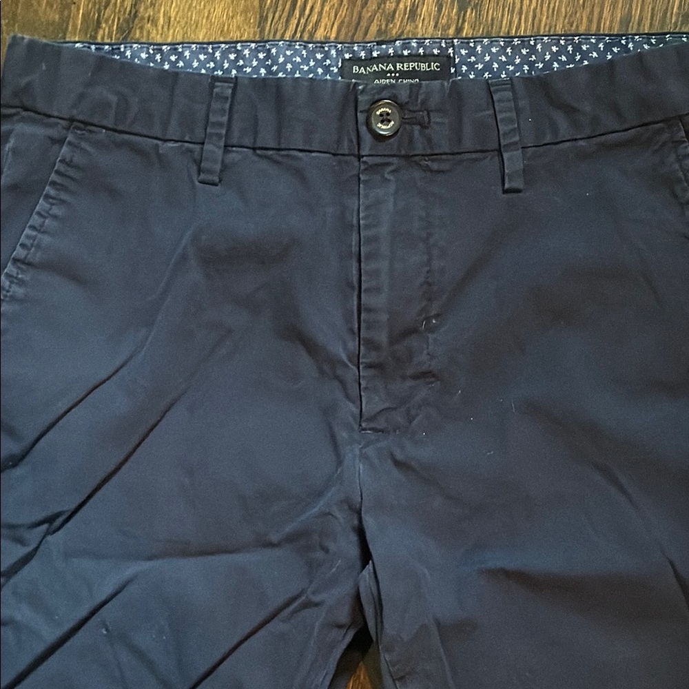 Banana Republic Men's Navy chinos school uniform 30x30 - Picture 2 of 6